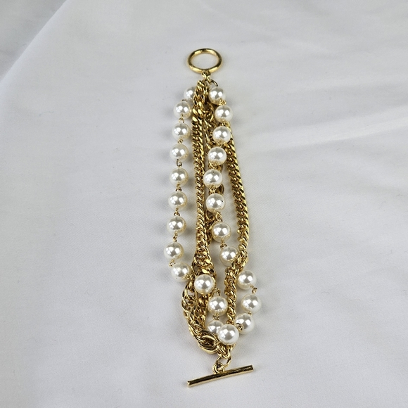Chunky Gold Tone Faux Pearl Multilayer Bracelet with Toggle Clasp - Picture 7 of 7